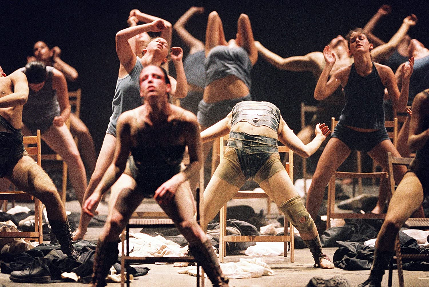 Aus Choreografie von Ohad Naharin