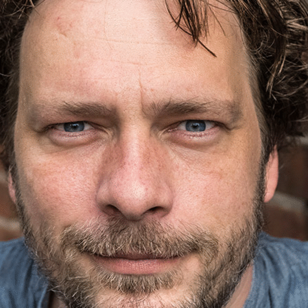 Move & Act in Company