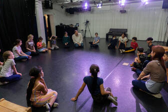 Tanz Theater Gäääng